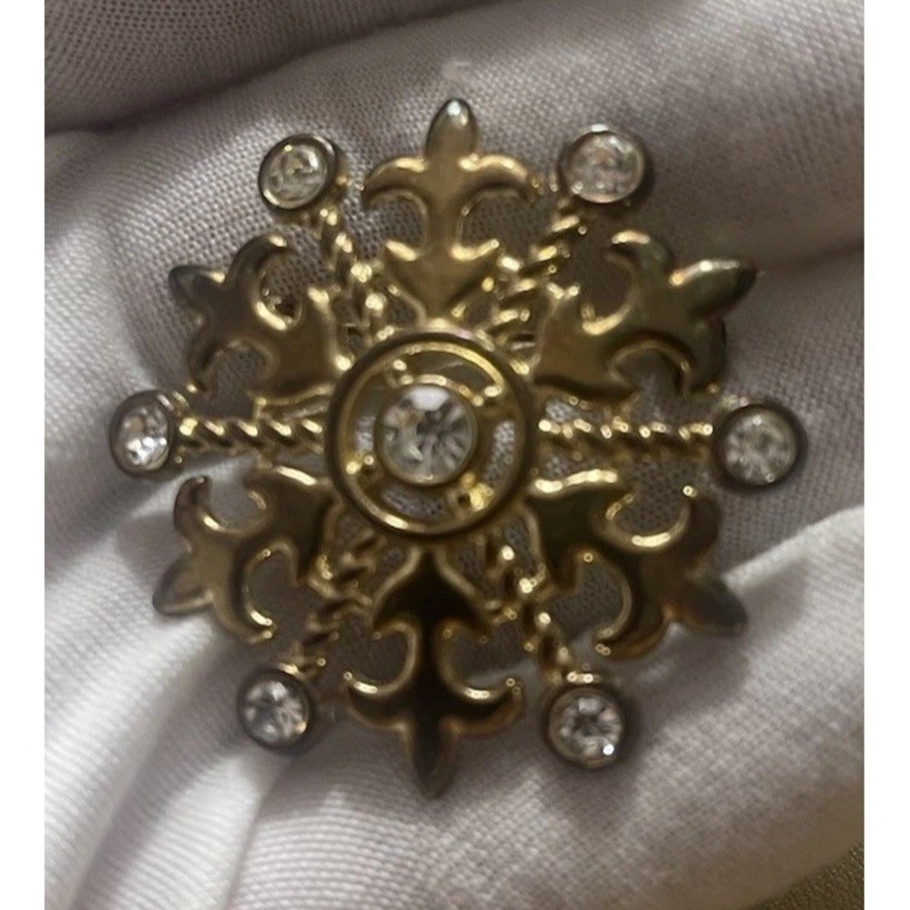 Vintage Snowflake Starburst Brooch Aurora Borealis Rhinestone Gold Tone Pin